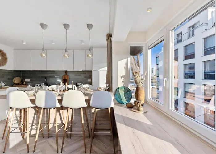 Alejandro - Lovely 2 Bedroom Apartment In Ostend